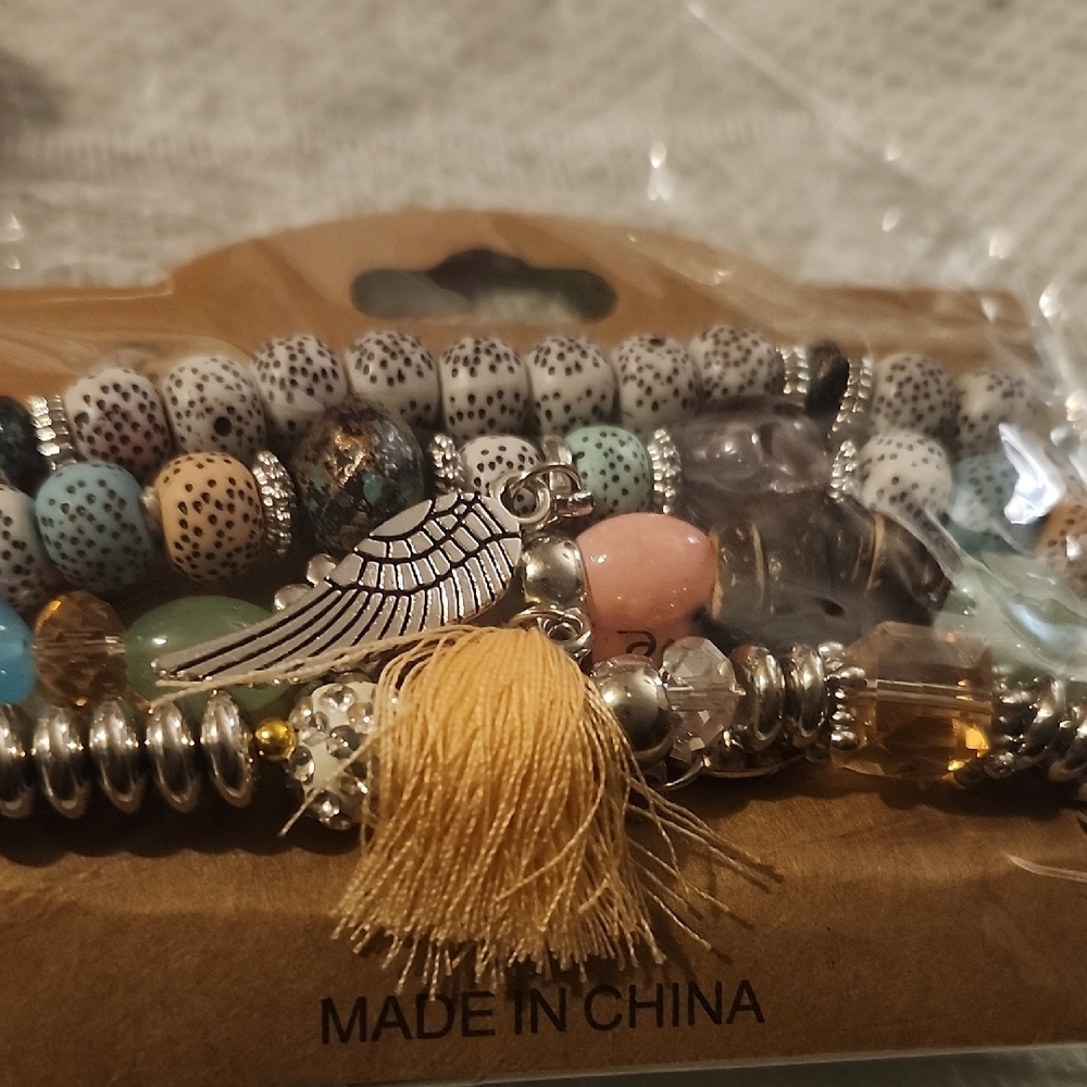 Chic Beaded Bracelet Set - Multicolor - Picture 2 of 3